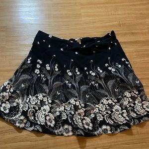 Women’s skirt